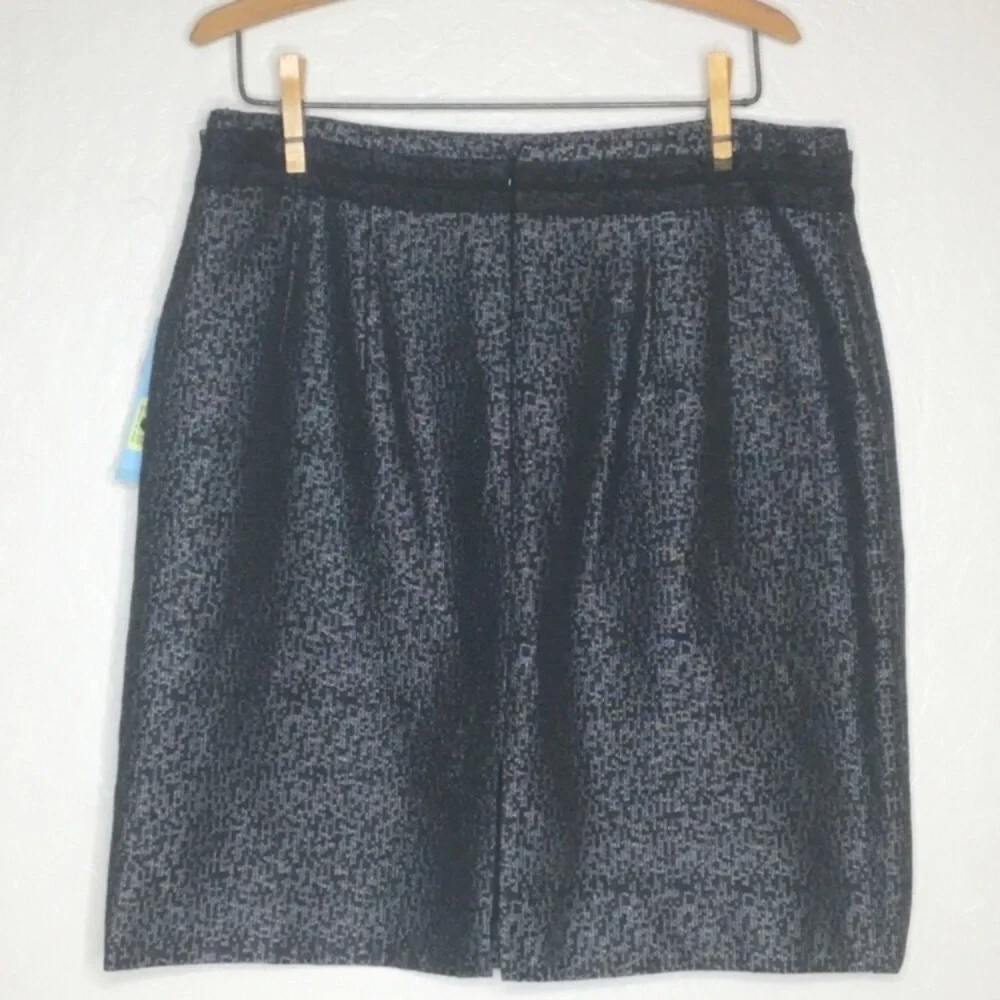 Antonio Melani Parisian Luxe skirt - Picture 2 of 7